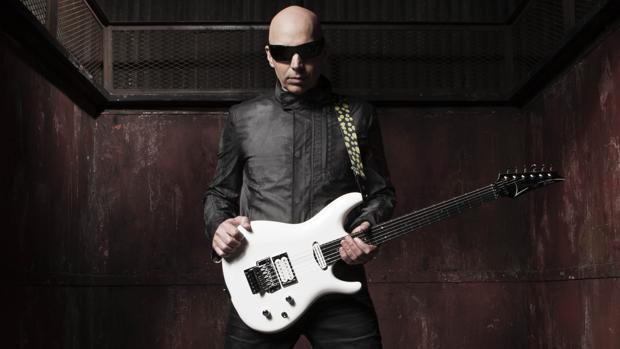 Joe Satriani actúa este viernes en la Sala Custom