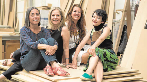 Carme Pigem, la inspiradora Martha Thorne y las diseñadoras Benedetta Tagliabue e Izaskun Chinchilla