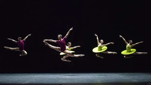 La CND en «The vertiginous thrill of exactitude», coreografía de William Forsythe