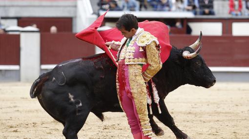 Arturo Macías, por manoletinas