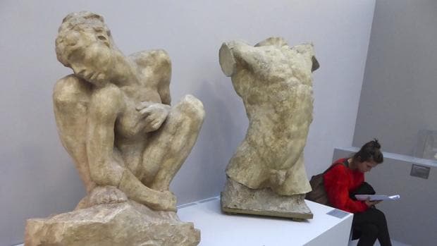 Dos esculturas presentes en la exposición en el Museo Rodin