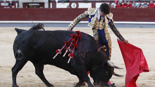 López Simón, en un sentido muletazo en la Beneficencia