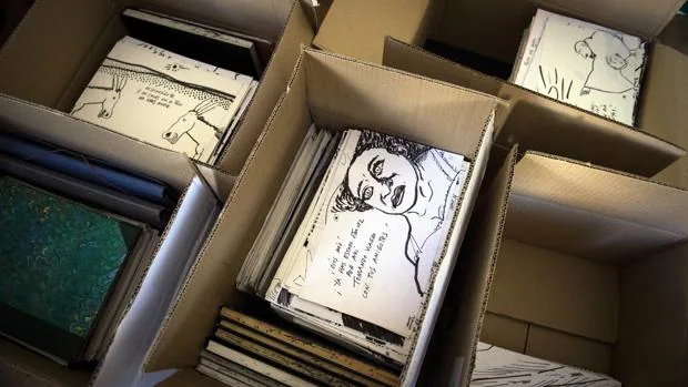 El archivo de Chumy Chúmez, embalado en cajas