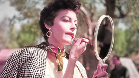 Ava Gardner, retratada por Capa en 1954