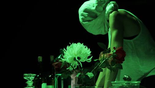 «Cena de pájaros», de Cristina Peregrina