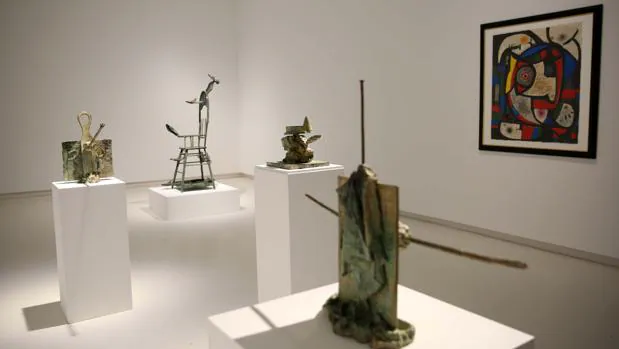 Cinco obras de Miró, expuestas en la galería Elvira González