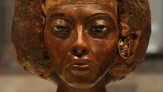 Una de las piezas que representan a la reina Tiye, en el Museo Egipcio de Berlín