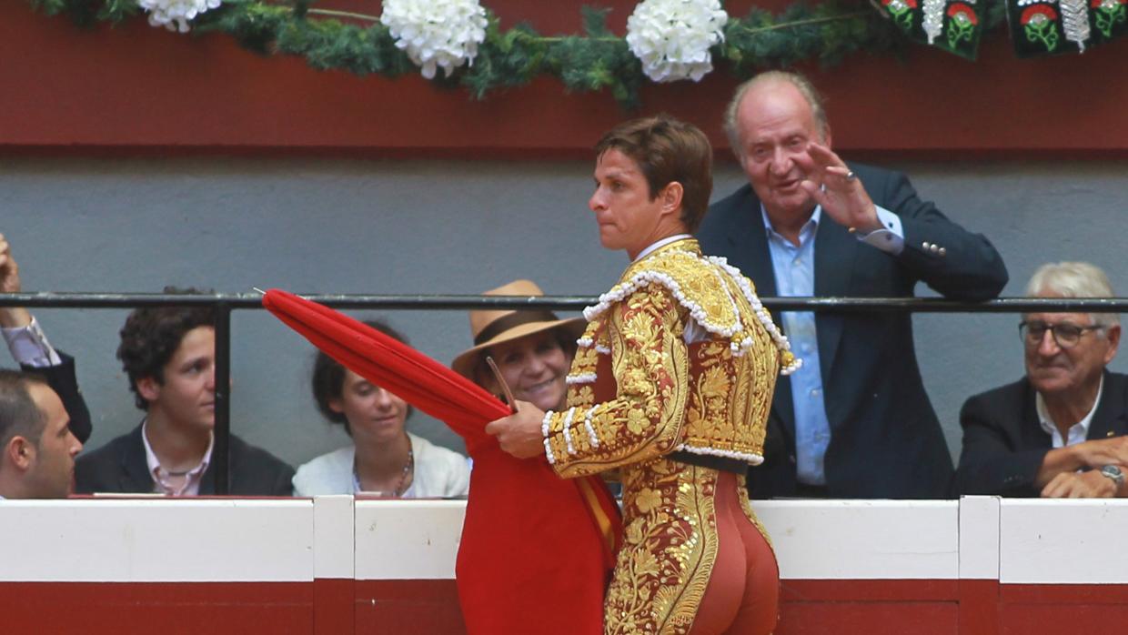 El Juli, en un brindis a Don Juan Carlos el pasado año en Illumbe