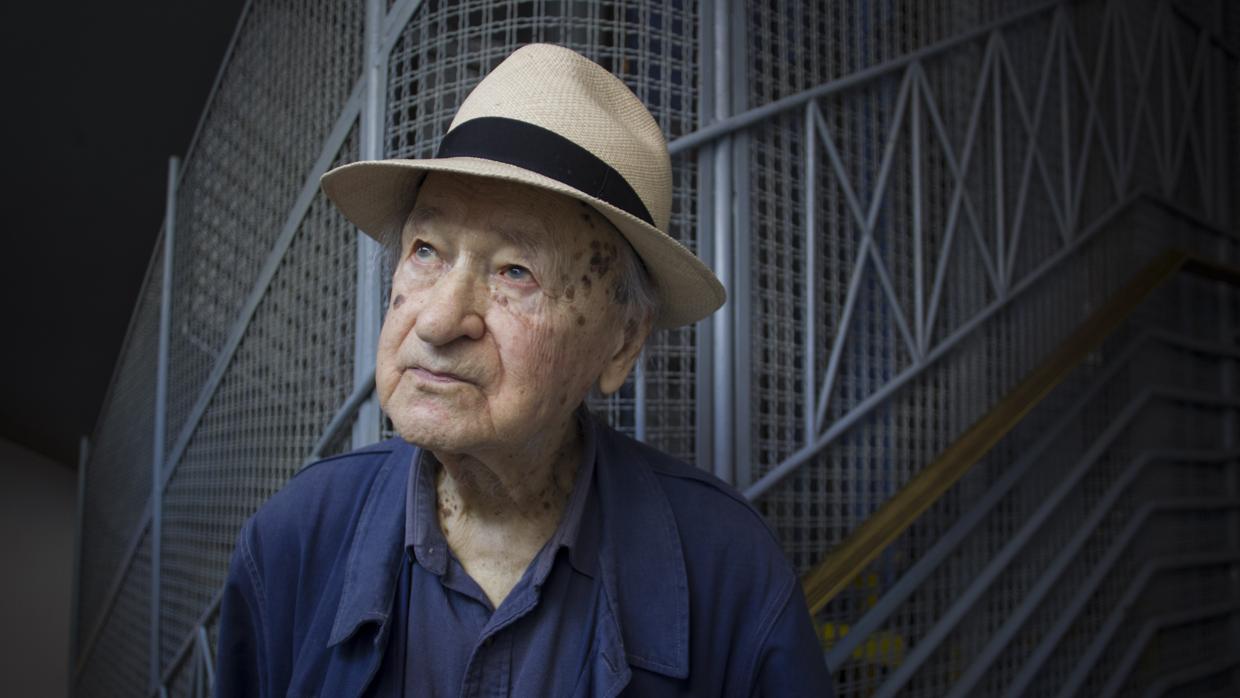 El cineasta Jonas Mekas, fotografiado en Madrid poco después de la entrevista