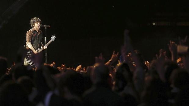El líder de Green Day, Billie Joe Armstrong, en un momento del concierto de la banda en el Mad Cool