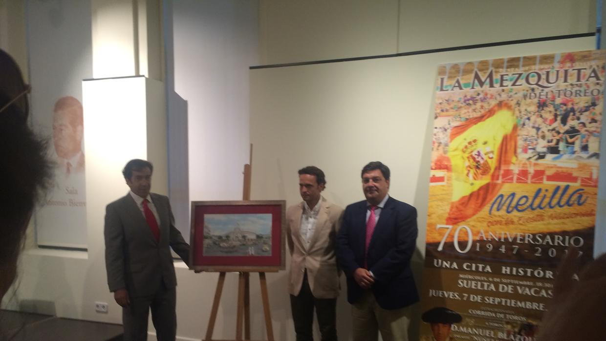 Juan Mora, Antonio Ferrera y Francisco Díaz, en la presentación del cartel de Melilla en Las Ventas