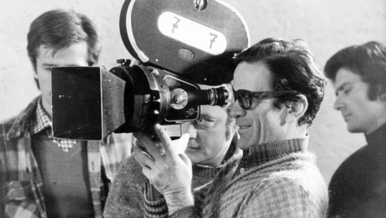 Pier Paolo Pasolini durante el rodaje de «Saló o los 120 días de Sodoma»