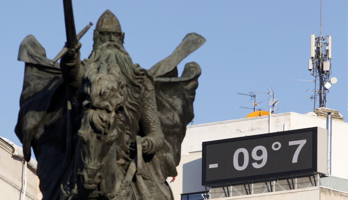 La estatua de El Cid en el centro de Burgos