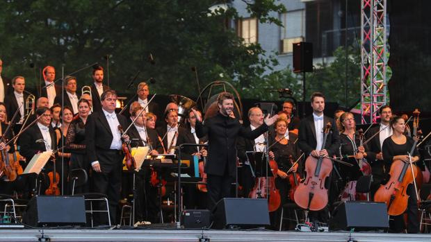 Heras-Casado rinde tributo a la música española en Fráncfort