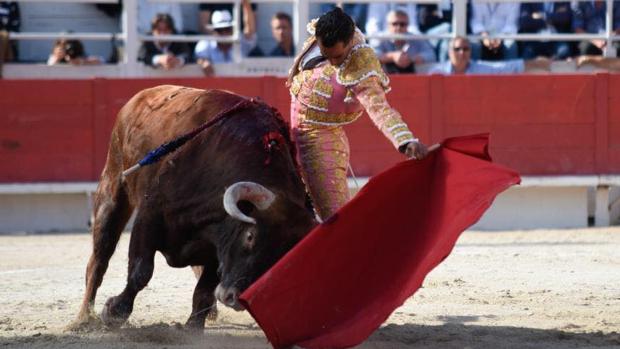 Iván Fandiño, triunfador de la temporada en Arles