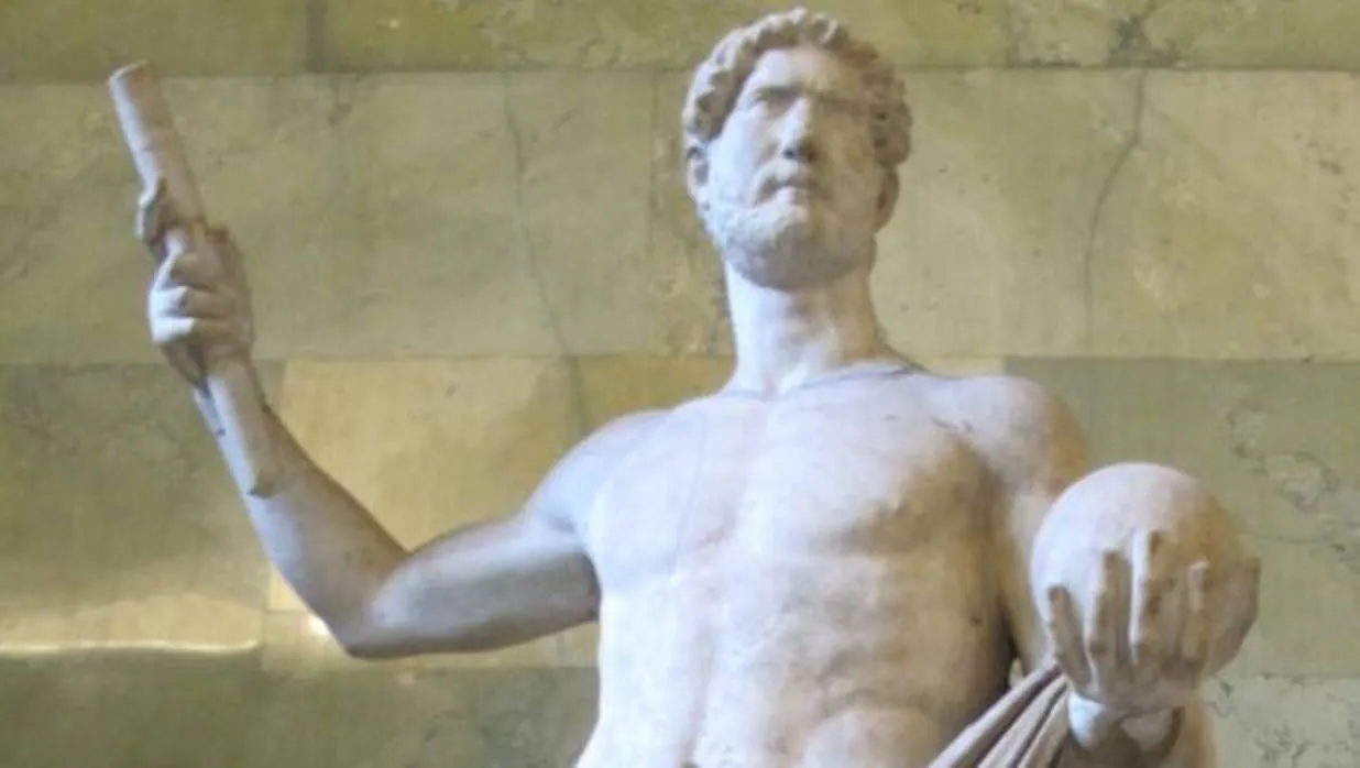 Estatua del emperador Adriano