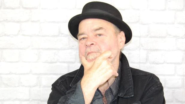 David Thomas, compositor y uníco miembro constante de Pere Ubu desde 1975