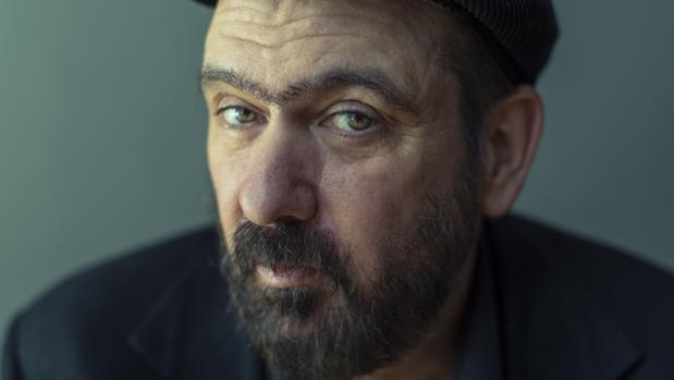 Mark Eitzel fundó American Music Club en 1982, una década antes de comenzar su carrera en solitario