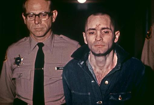 Charles Manson en 1971, durante el juicio por los asesinatos de Beverly Hills