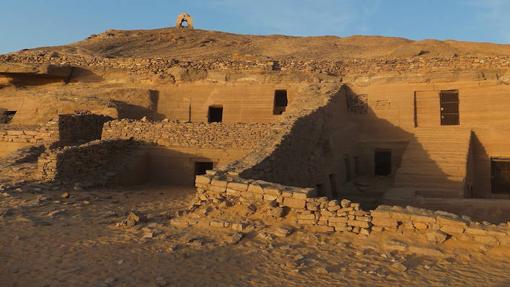 Exterior de la necrópolis de Qubbet el-Hawa