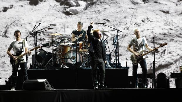 La gira de U2 fue la más taquillera de 2017