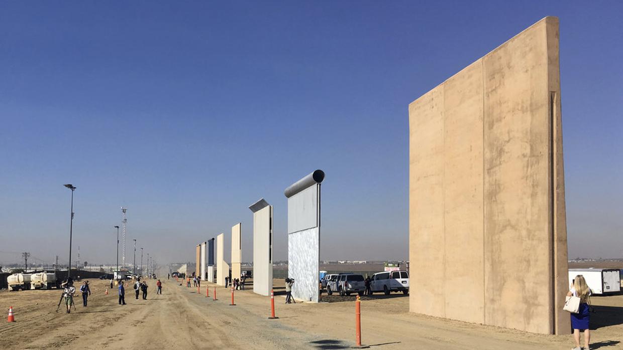 Panorámica de los prototipos instalados en la frontera con México