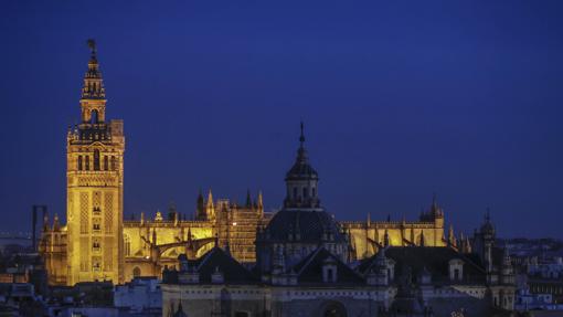 La Catedral de Sevilla con la Giralda