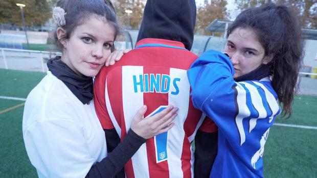 Hinds reivindican el fútbol femenino en su nuevo single