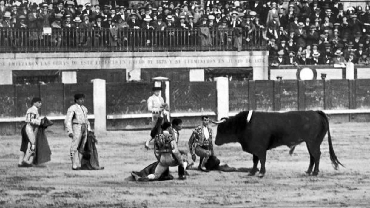 La polémica ley que prohibió celebrar corridas de toros los domingos