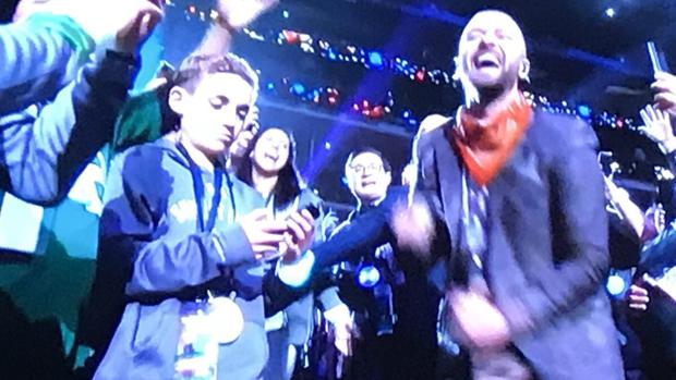 El niño que se hizo un selfie con Justin Timberlake y luego lo ignoró en la Super Bowl