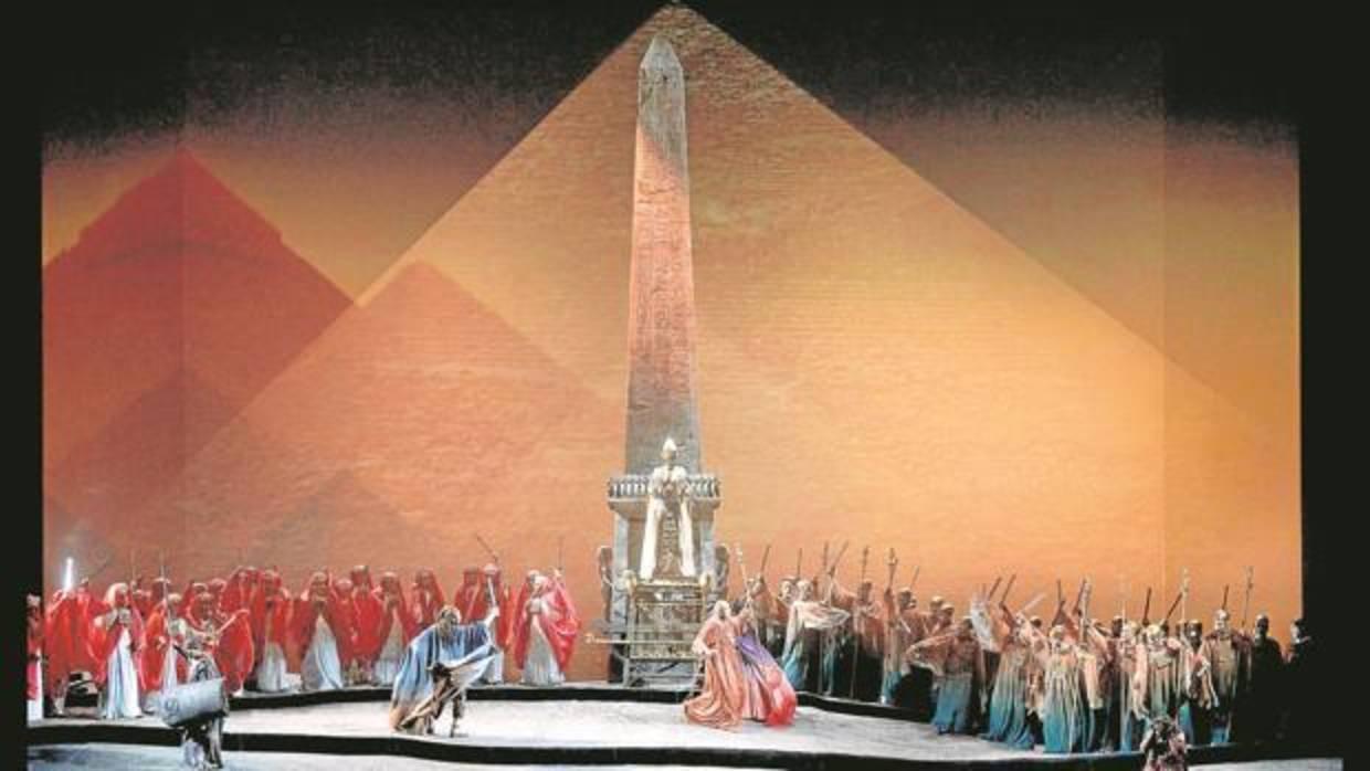 La huelga del 8M deja a «Aida» sin escenario en el Teatro Real