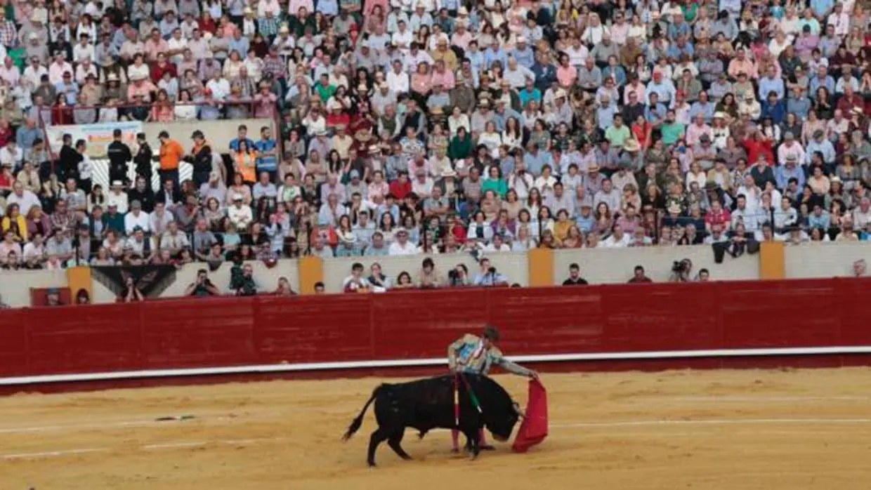 La plaza de toros de Morón acoge un festejo el 24 de marzo