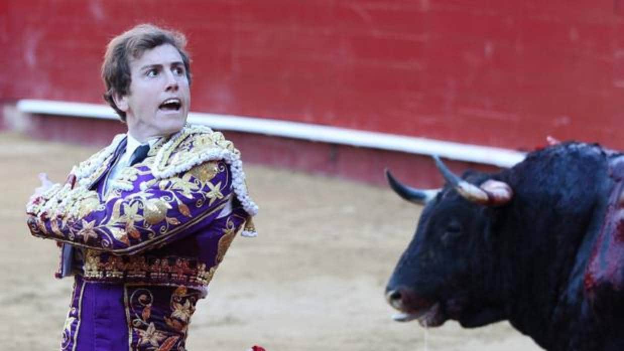 El diestro valenciano cortó una oreja en la pasada Feria de Fallas