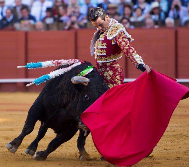 Dos orejas al empaque de Manzanares en la Feria de Abril