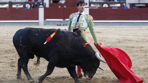Feliz debut de Pablo Mora y Francisco de Manuel en Las Ventas