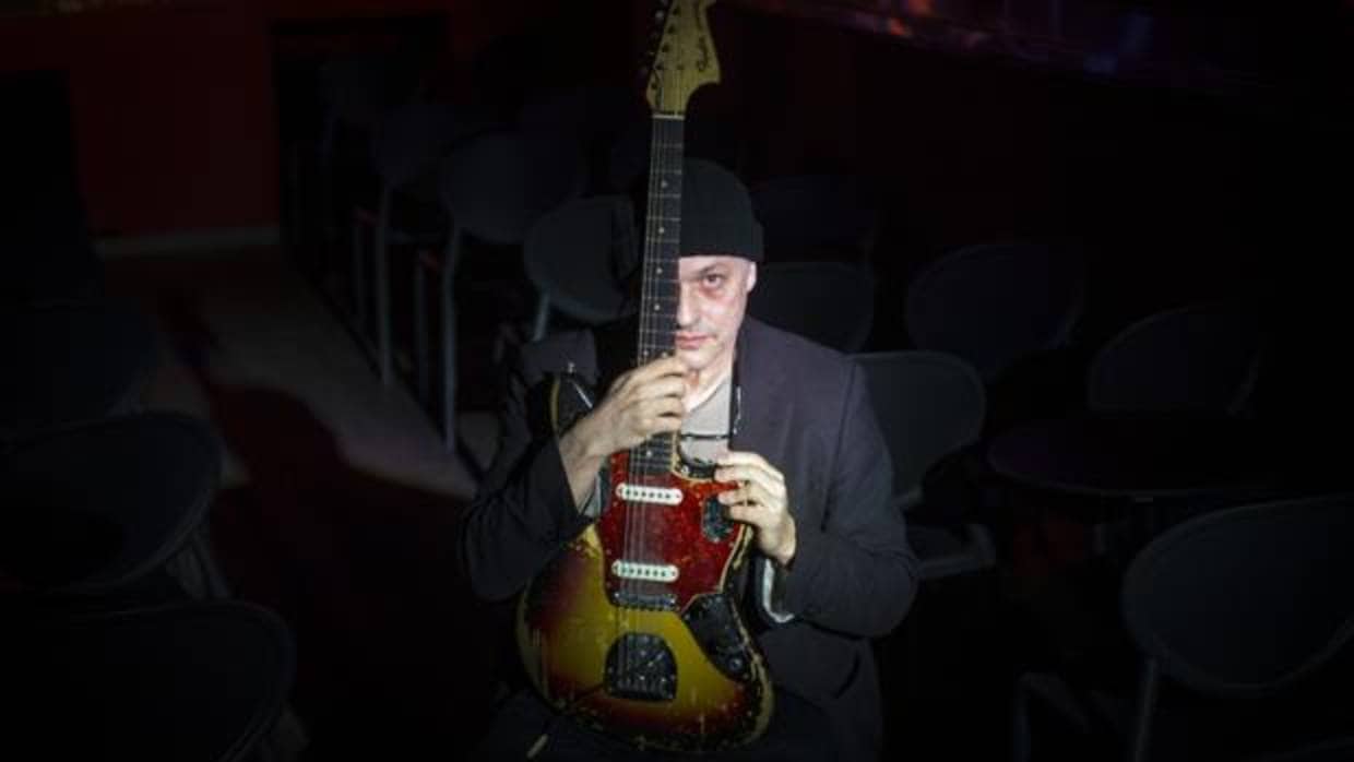 Marc Ribot, un par de horas antes de su concierto en la sala Clamores de Madrid