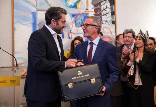 José Guirao recibe de manos de Màxim Huerta la cartera de ministro de Cultura