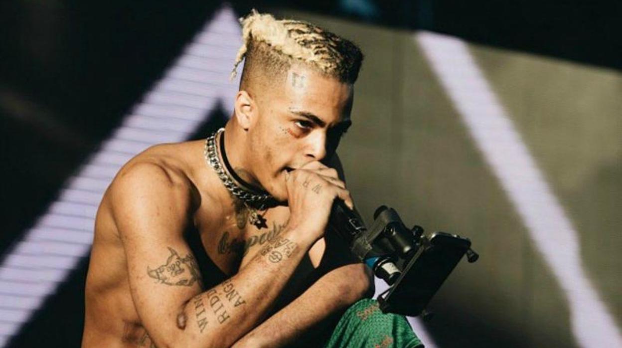 El rapero de 20 años XXXTentacion ha muerto en un tiroteo