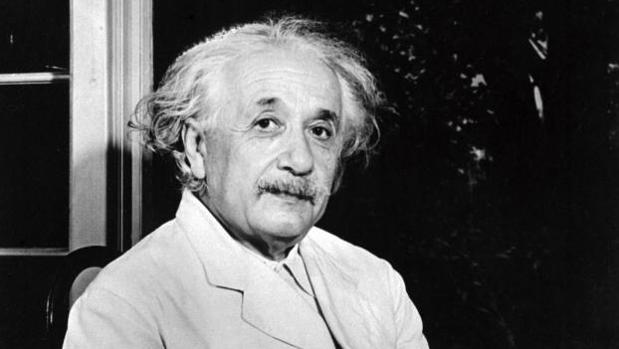 Sale a subasta una carta de Einstein donde renuncia a la ciudadanía alemana