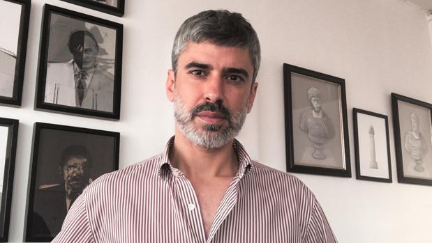 Nino Maza: «Me parece alucinante lo mezquino que puede ser el trato que se da a los artistas emergentes»