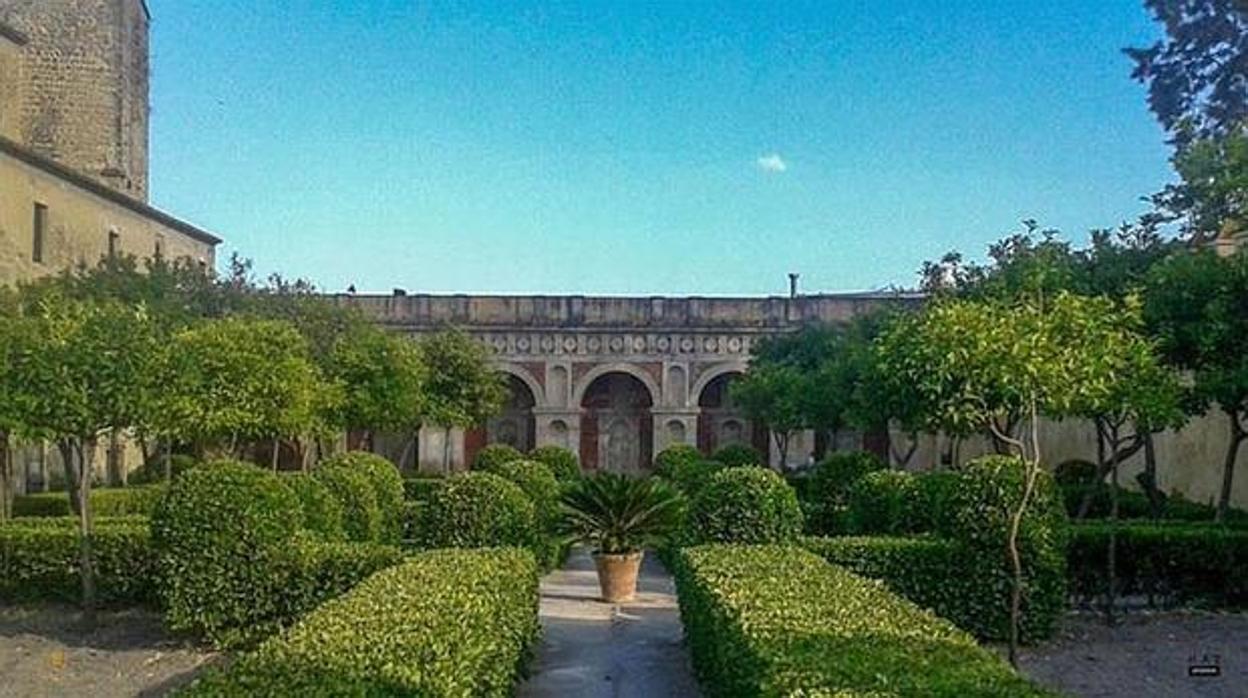Logia del jardín de la Casa Palacio de los Ribera en Bornos