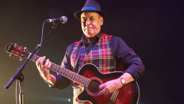 Muere Alan Longmuir, bajista original de los Bay City Rollers