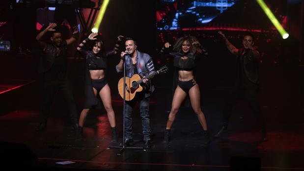 Luis Fonsi y la alargada sombra de «Despacito» conquistan el Liceu