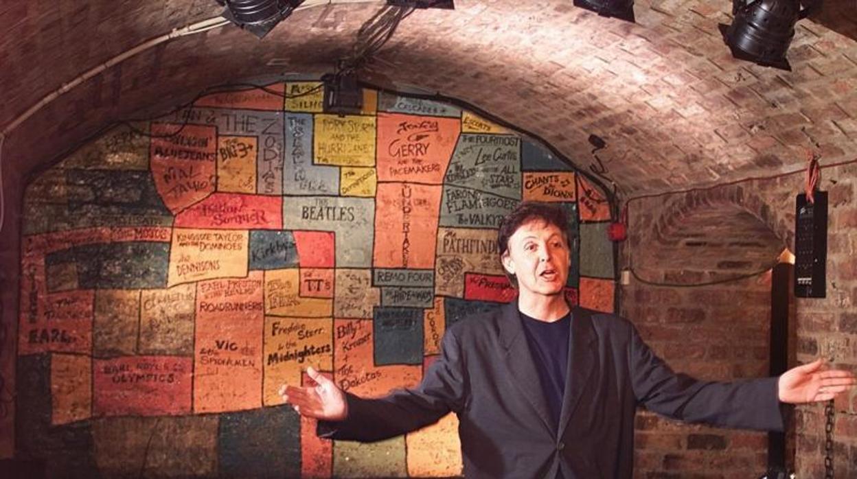 Paul McCartney durante su última visita a The Cavern