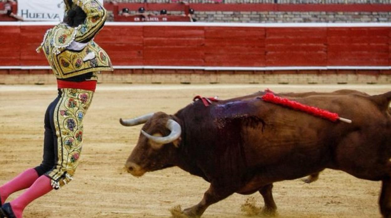 Morante de la Puebla, ayer en la plaza de Huelva