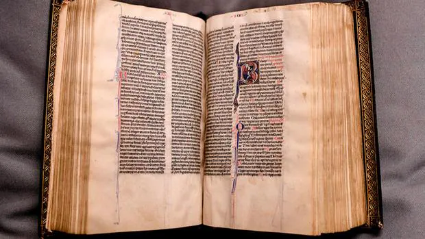 Una Biblia medieval desaparecida hace 500 años vuelve a la Catedral de Canterbury