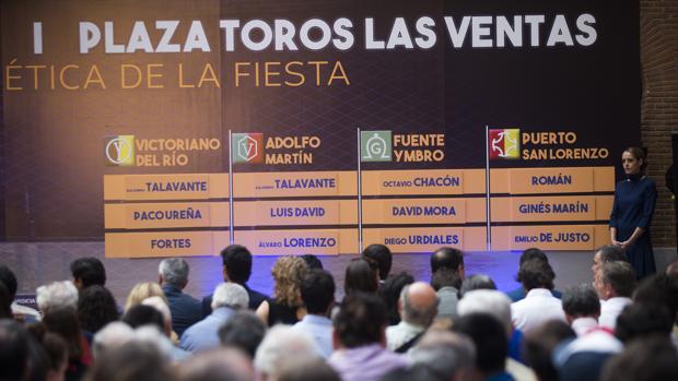 Estos son carteles del sorteo de la Feria de Otoño en Las Ventas
