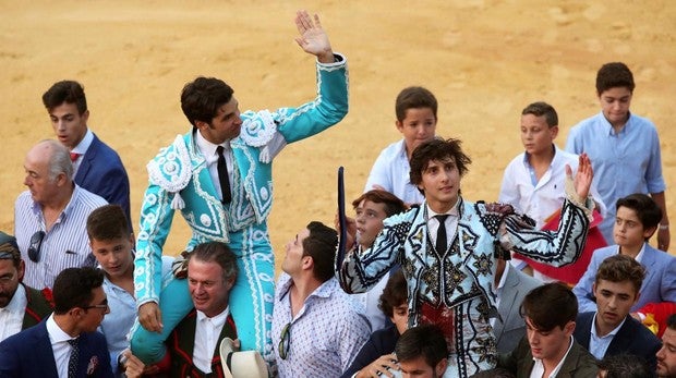Roca Rey aspira al trono de Cayetano en Ronda