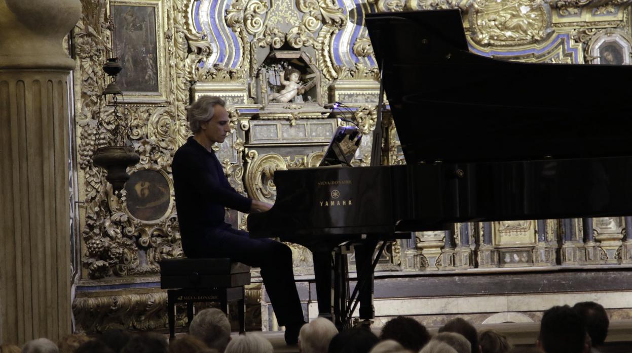 Pedro Halffter durante el concierto que ofreció este jueves