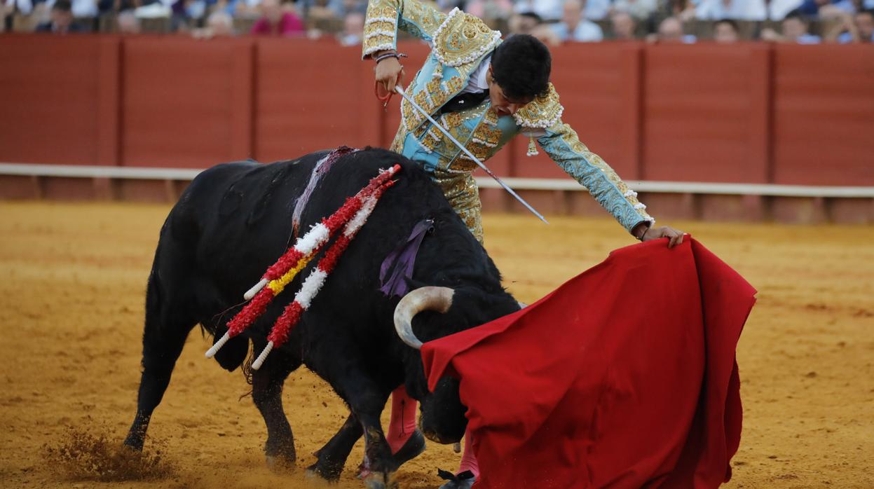 Juan Silva «Juanito», de celeste y oro